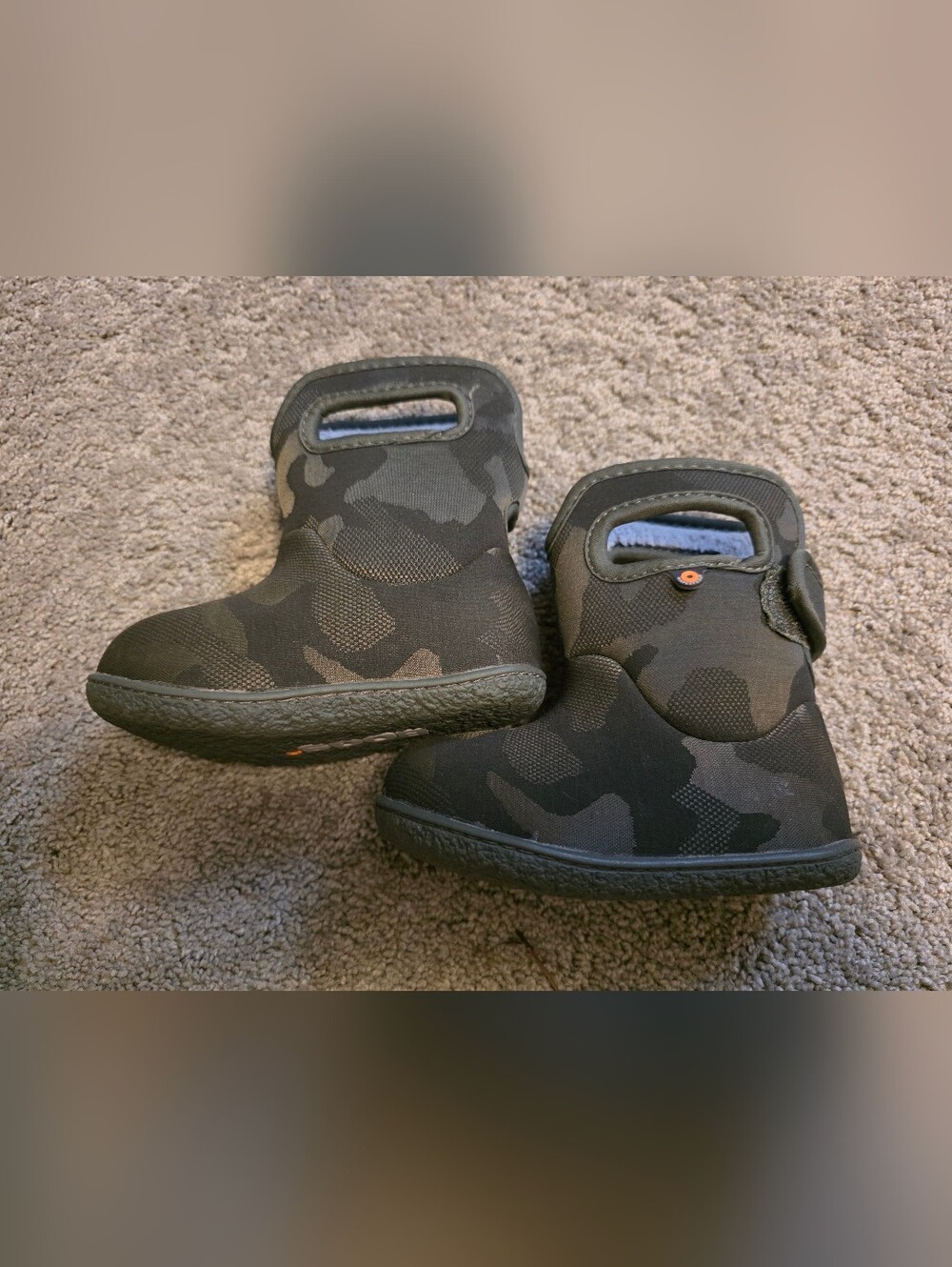 Bogs Kids Camo Pull-On Boots - Black/Gray with Orange Accent